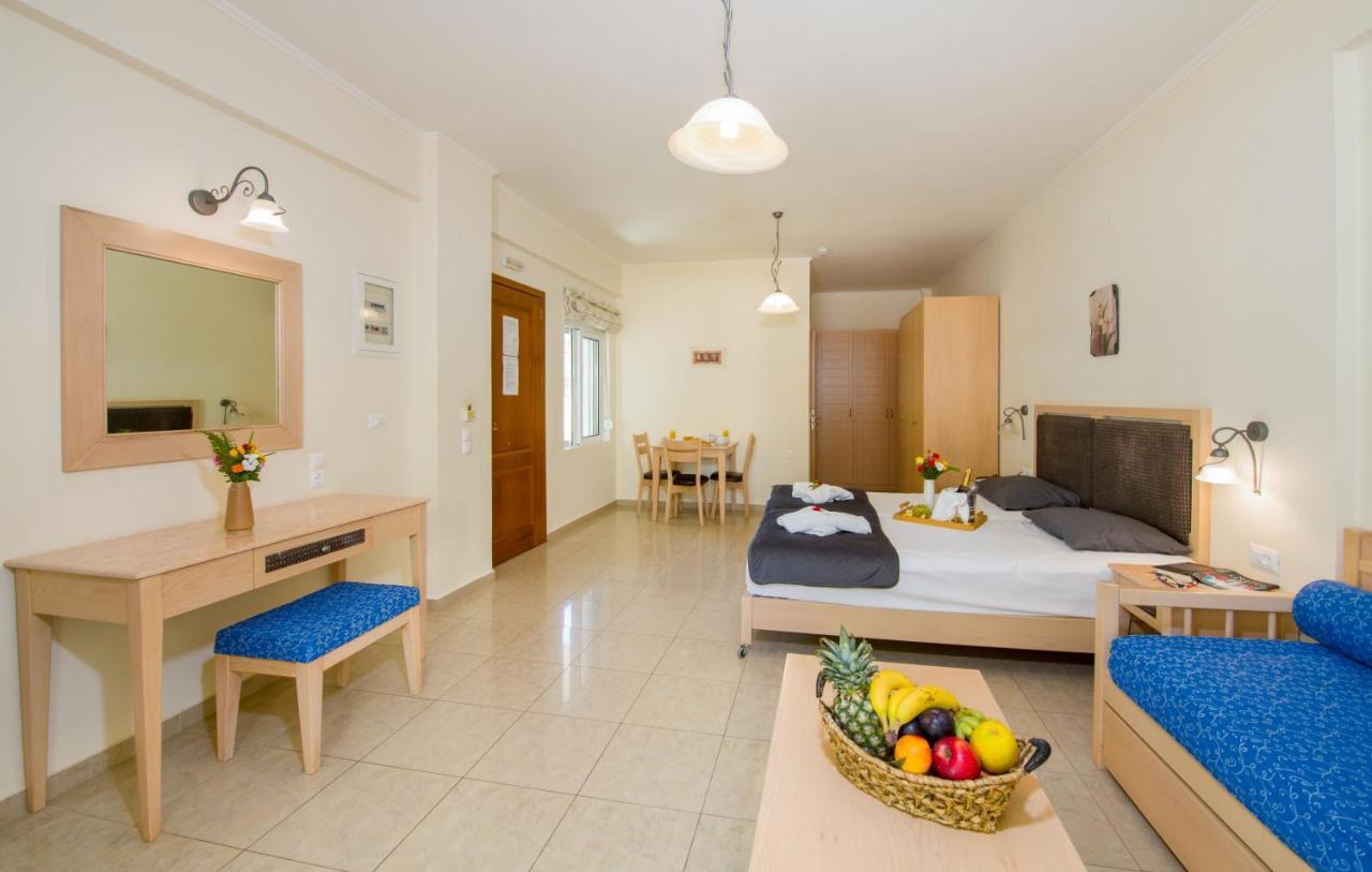 Toxo Hotel Platanés Buitenkant foto