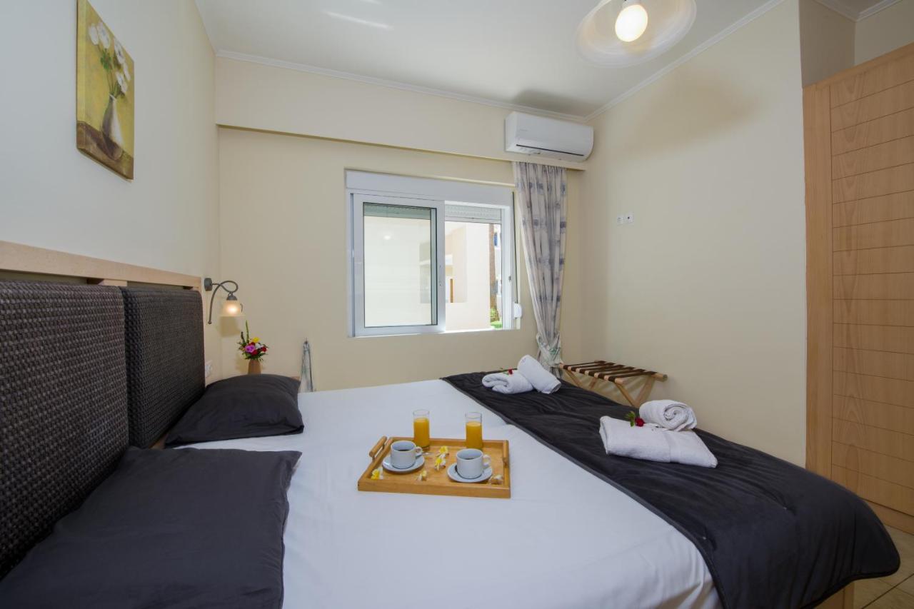Toxo Hotel Platanés Buitenkant foto