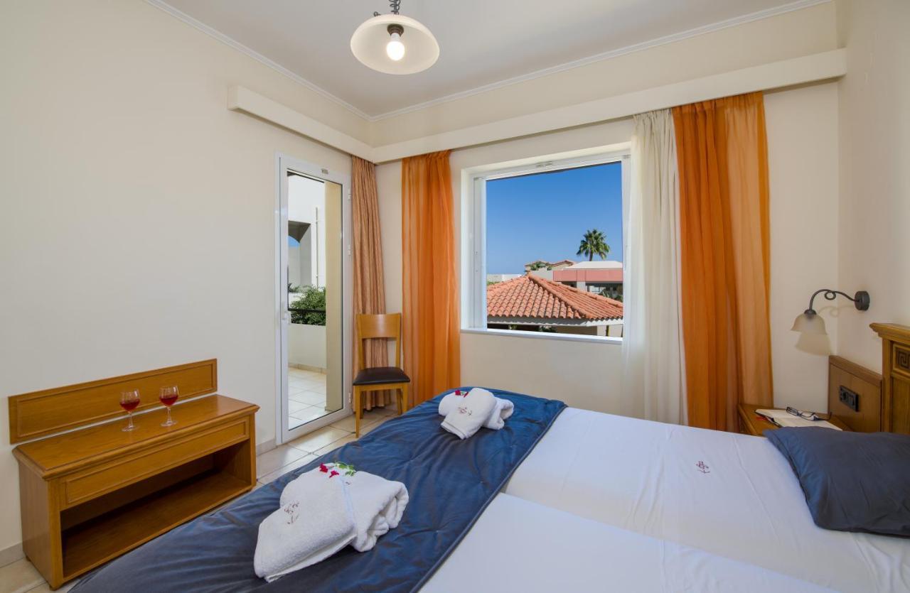 Toxo Hotel Platanés Buitenkant foto